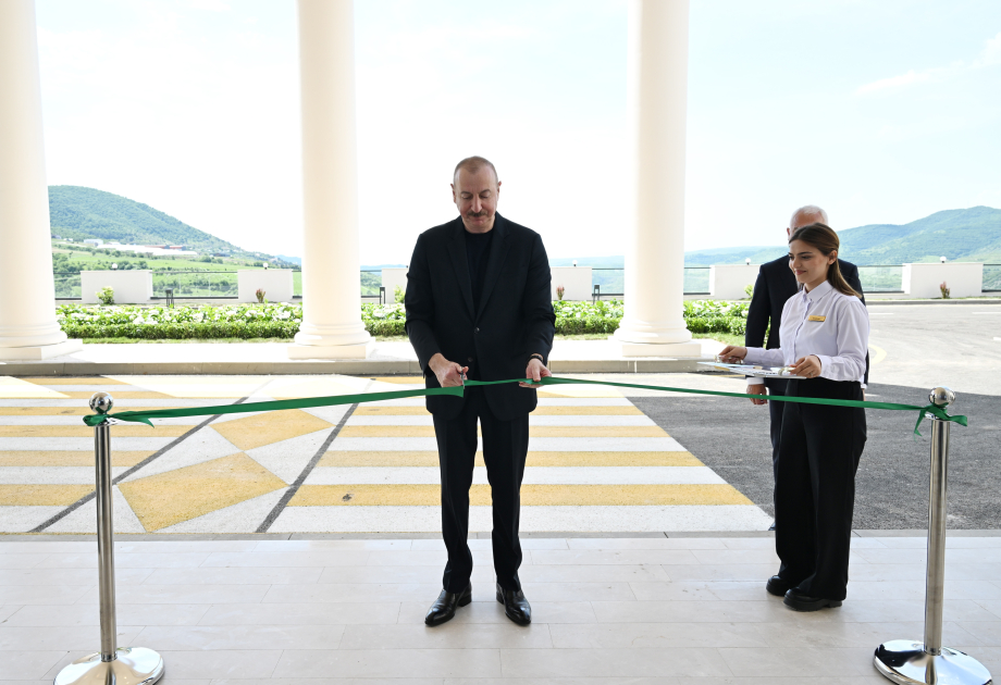 Prezident İlham Əliyev “Laçın” İstirahət Kompleksinin açılışında iştirak edib (FOTO)