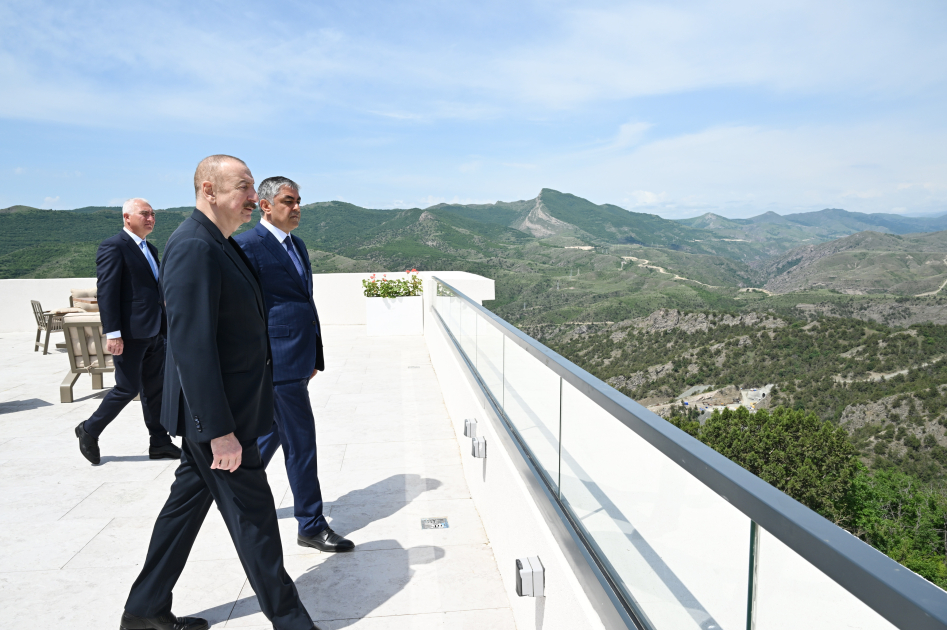 Prezident İlham Əliyev “Laçın” İstirahət Kompleksinin açılışında iştirak edib (FOTO)