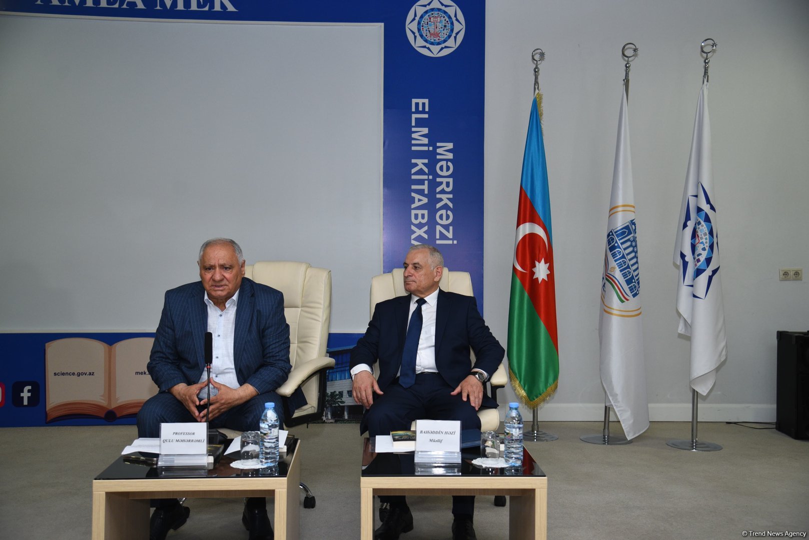 Bahəddin Həzinin "Göyün cazibə qüvvəsi" kitabının təqdimat mərasimi və imza günü keçirilib (FOTO)