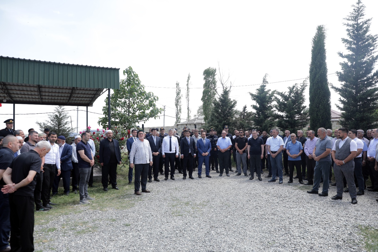 Xaçmazda şəhid atasının dəfn mərasimi keçirilib (FOTO)