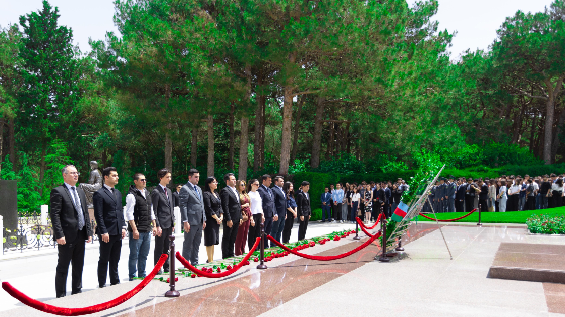 Azərbaycan Könüllü Təşkilatları İttifaqı 28 May – Müstəqillik Günü ilə bağlı silsilə tədbirlər keçirib (FOTO)