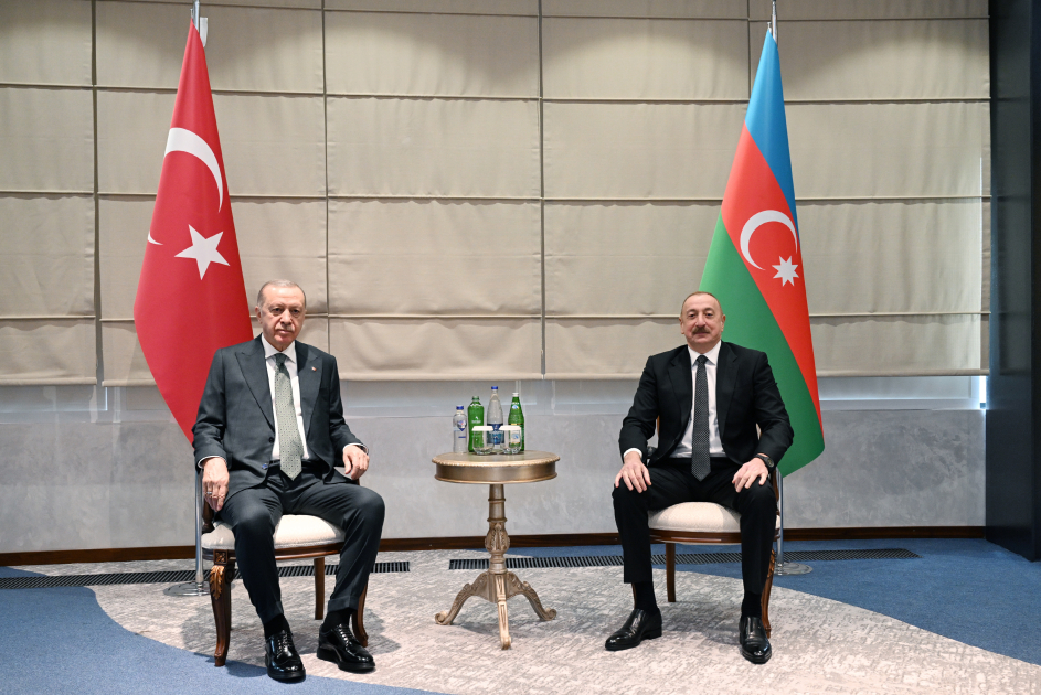Prezident İlham Əliyev və Türkiyə Prezidenti Rəcəb Tayyib Ərdoğan Laçın Beynəlxalq Hava Limanının açılış mərasimində iştirak ediblər (FOTO/VİDEO) (YENİLƏNİB-2)