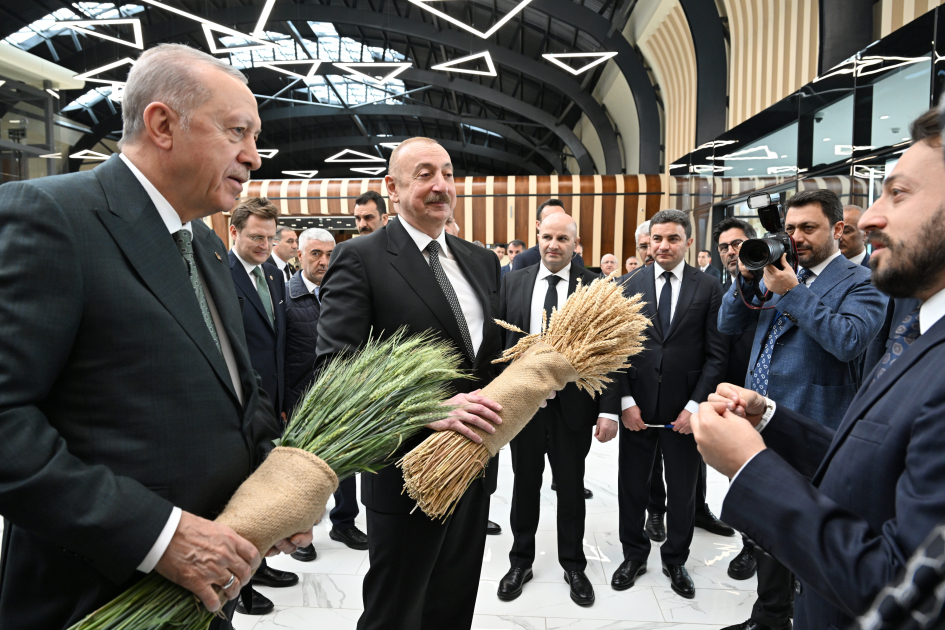 Prezident İlham Əliyev və Türkiyə Prezidenti Rəcəb Tayyib Ərdoğan Laçın Beynəlxalq Hava Limanının açılış mərasimində iştirak ediblər (FOTO/VİDEO) (YENİLƏNİB-2)