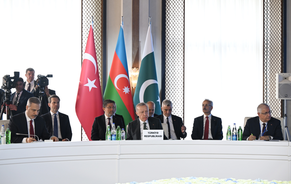 Laçında Prezident İlham Əliyevin, Türkiyə Prezidentinin və Pakistanın Baş nazirinin Zirvə görüşü keçirilib (YENİLƏNİB-2) (FOTO/VİDEO)