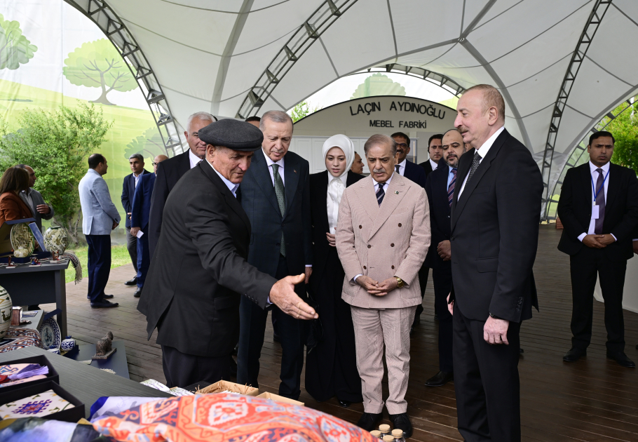 Prezident İlham Əliyev, Türkiyə Prezidenti və Pakistanın Baş naziri Laçın şəhərində seyrəngahda olublar (FOTO/VİDEO)