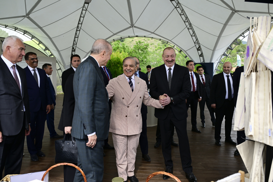 Prezident İlham Əliyev, Türkiyə Prezidenti və Pakistanın Baş naziri Laçın şəhərində seyrəngahda olublar (FOTO/VİDEO)