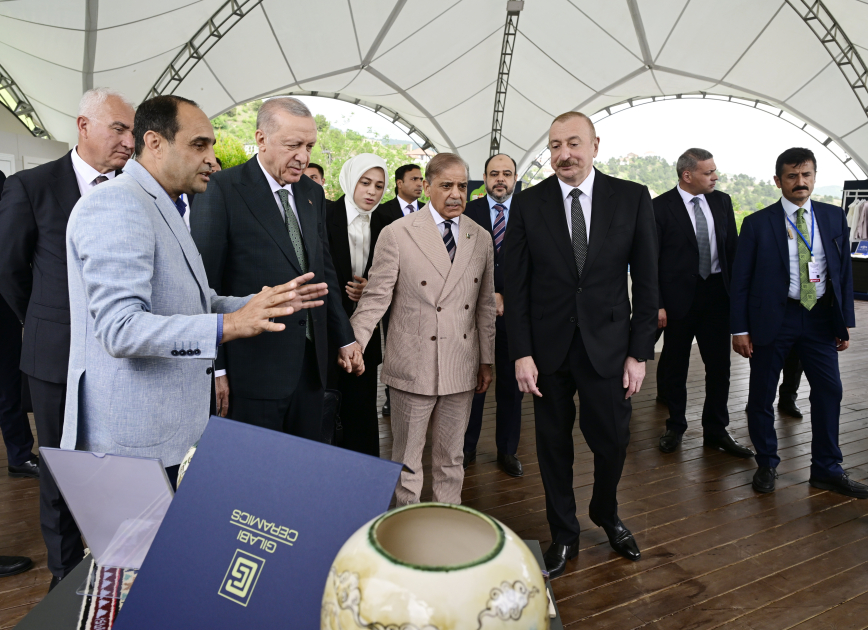 Prezident İlham Əliyev, Türkiyə Prezidenti və Pakistanın Baş naziri Laçın şəhərində seyrəngahda olublar (FOTO/VİDEO)