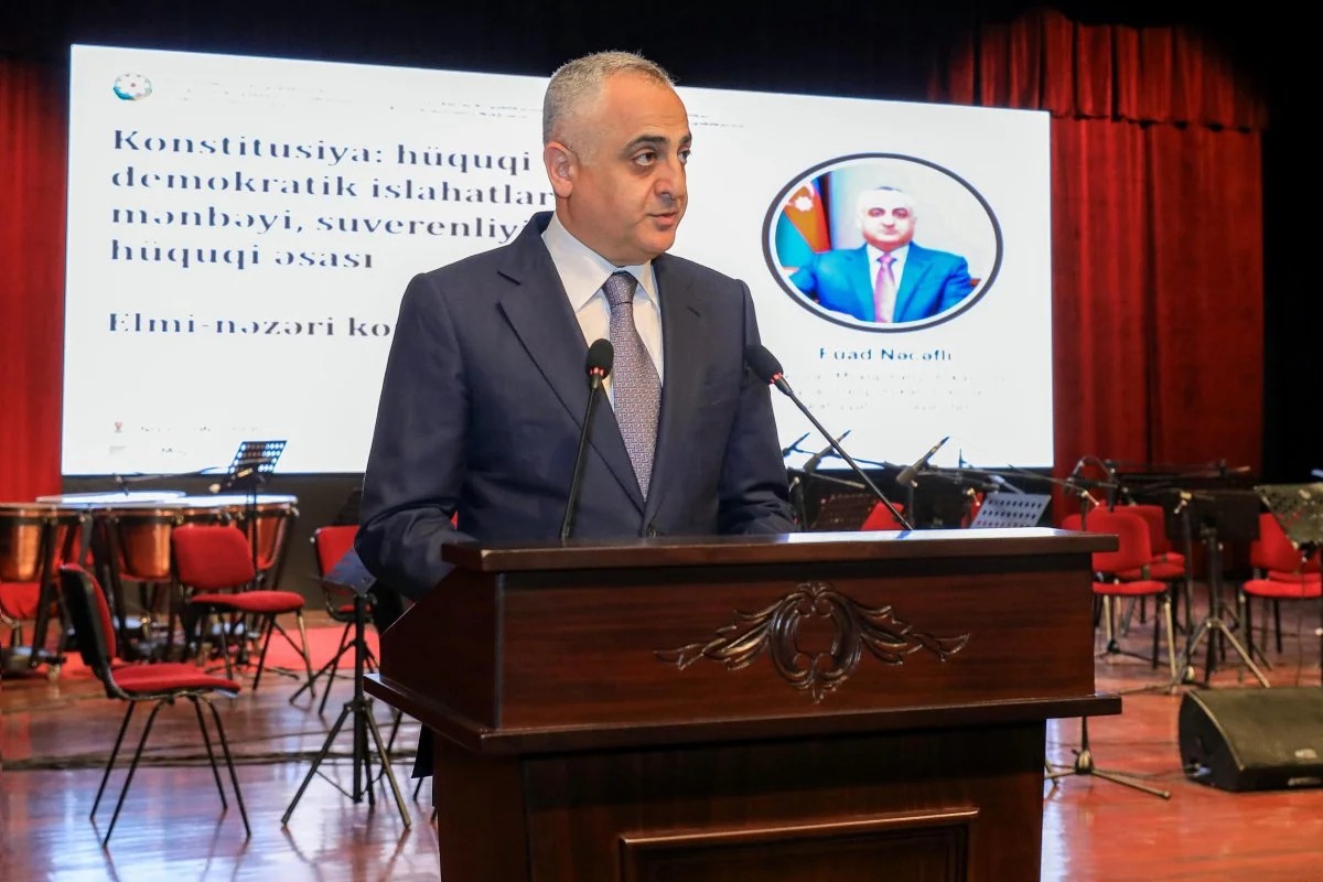 Naxçıvanda “Konstitusiya: hüquqi və demokratik islahatların mənbəyi, suverenliyin hüquqi əsası” mövzusunda konfrans keçirilib (FOTO)