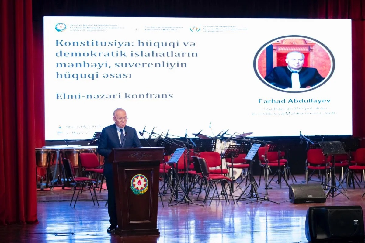 Naxçıvanda “Konstitusiya: hüquqi və demokratik islahatların mənbəyi, suverenliyin hüquqi əsası” mövzusunda konfrans keçirilib (FOTO)