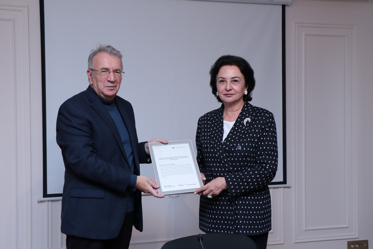 Dünya şöhrətli alim Məsud Əfəndiyev AzMİU rektorunun müşaviri təyin edildi (FOTO)