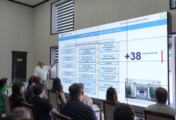 Azərbaycan nümayəndə heyəti üçün Özbəkistanın Buxara şəhərinə mediatur təşkil olunub (FOTO)