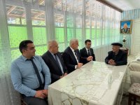 Vüqar Rəhimzadə Ordubadda şəhid ailələrini və Culfada 100 yaşlı sakini evlərində ziyarət edib (FOTO)