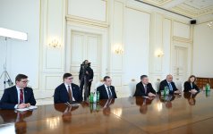 Prezident İlham Əliyev ABŞ Senatının Xarici Əlaqələr Komitəsinin üzvünü qəbul edib (FOTO/VİDEO) (YENİLƏNİB)