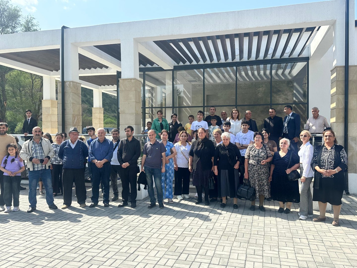 Köç karvanı Laçın rayonunun Bəylik kəndinə çatıb (FOTO)