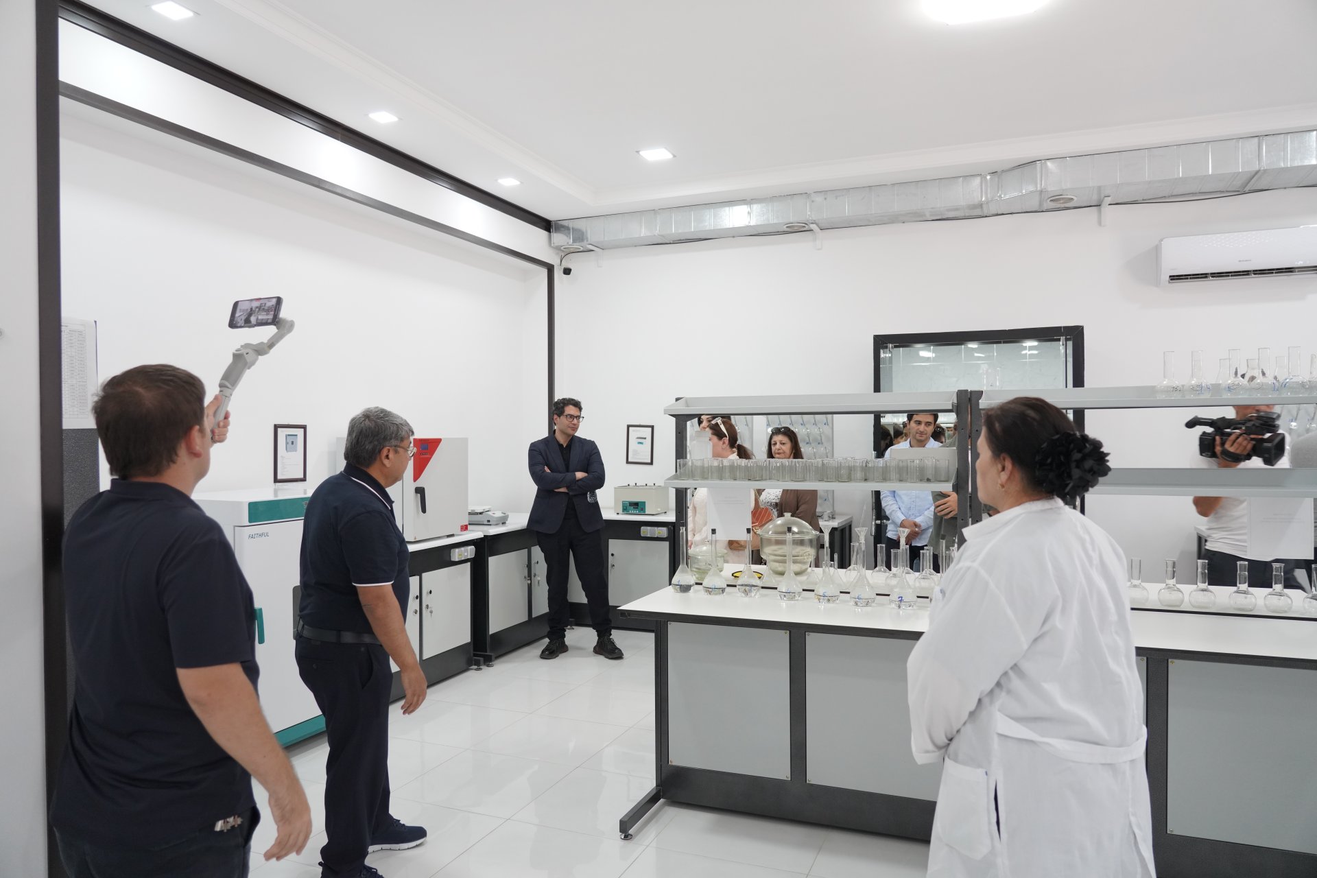 Azərbaycan nümayəndə heyəti üçün Özbəkistanın Buxara şəhərinə mediatur təşkil olunub (FOTO)