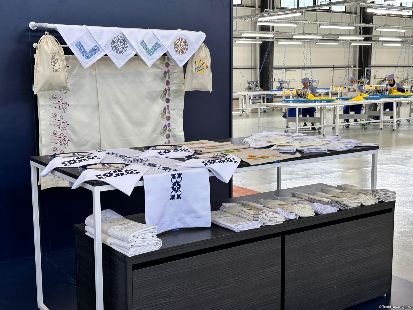 Laçınlıların çalışdığı “LATIFA” tikiş fabrikində gündə 2 min tekstil məhsulu istehsal olunacaq (FOTO)