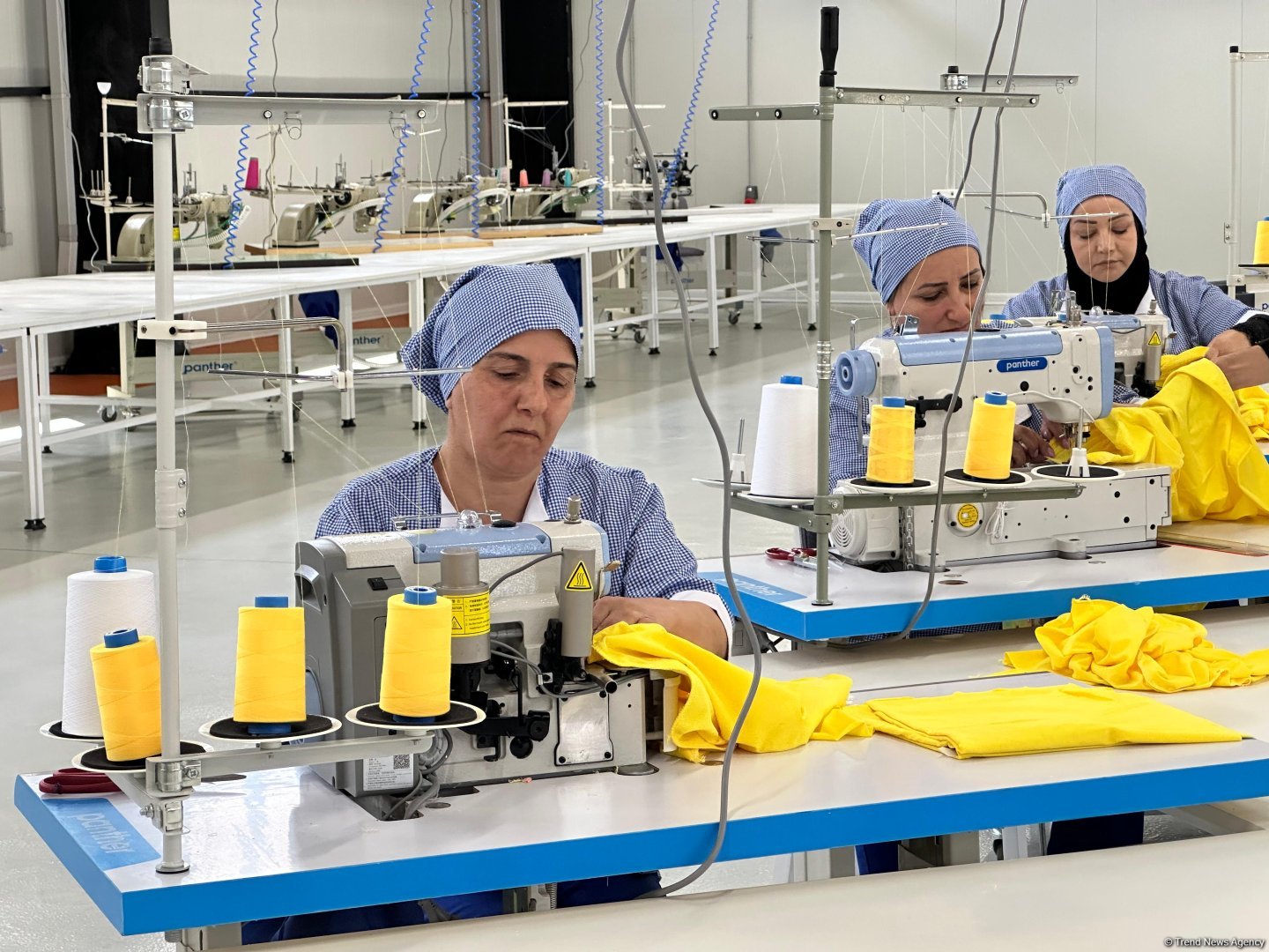 Laçınlıların çalışdığı “LATIFA” tikiş fabrikində gündə 2 min tekstil məhsulu istehsal olunacaq (FOTO)