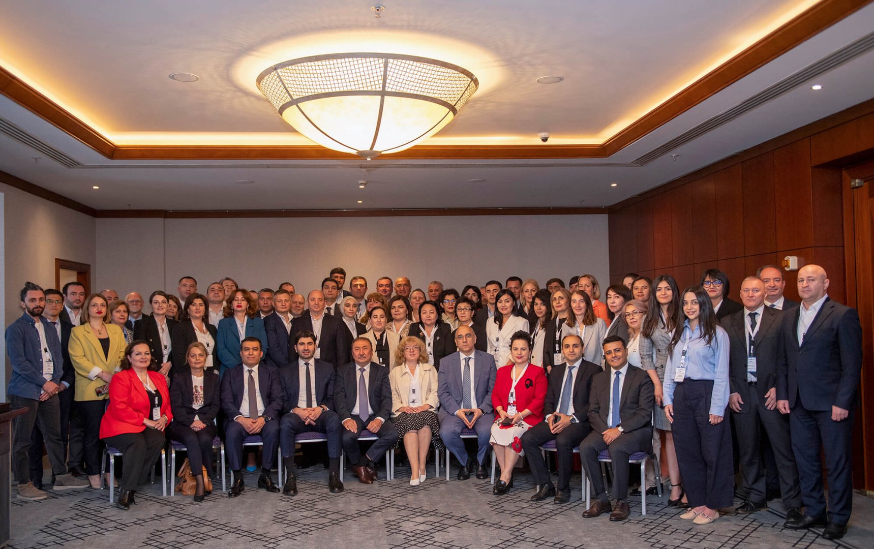 Dünya Bankı ilə Azərbaycanda maliyyə sahəsində aparılan islahatlar müzakirə edilib (FOTO)