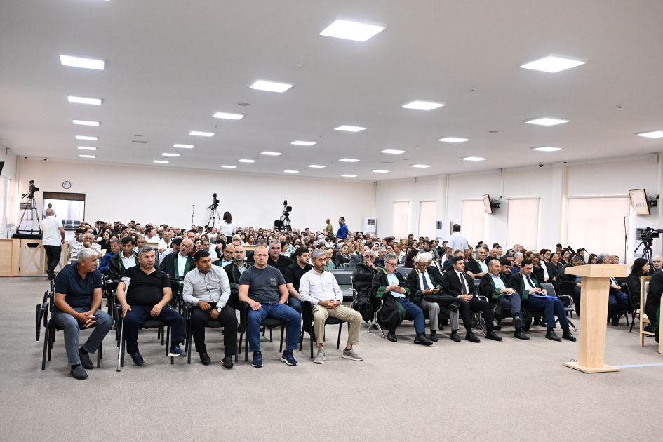 Gəncənin bombalanmasının Ermənistanın siyasi-hərbi rəhbərliyinin bilavasitə nəzarəti və tapşırığı əsasında həyata keçirildiyi məhkəmədə elan edilib (FOTO)