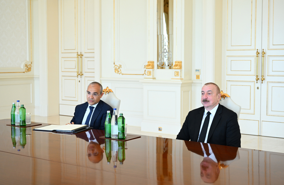 Prezident İlham Əliyev Alman İqtisadiyyatının Şərq Komitəsinin sədrini qəbul edib (FOTO/VİDEO) (YENİLƏNİB)