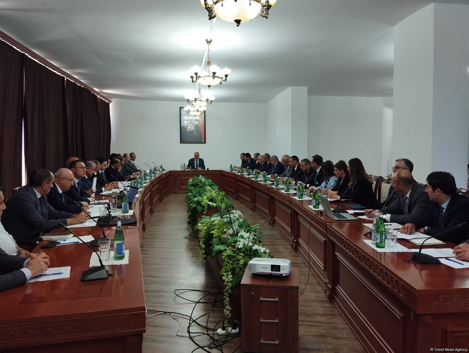 İdarələrarası Mərkəzin Enerji təminatı məsələləri üzrə İşçi Qrupunun növbəti iclası Xankəndidə keçirilib (FOTO)
