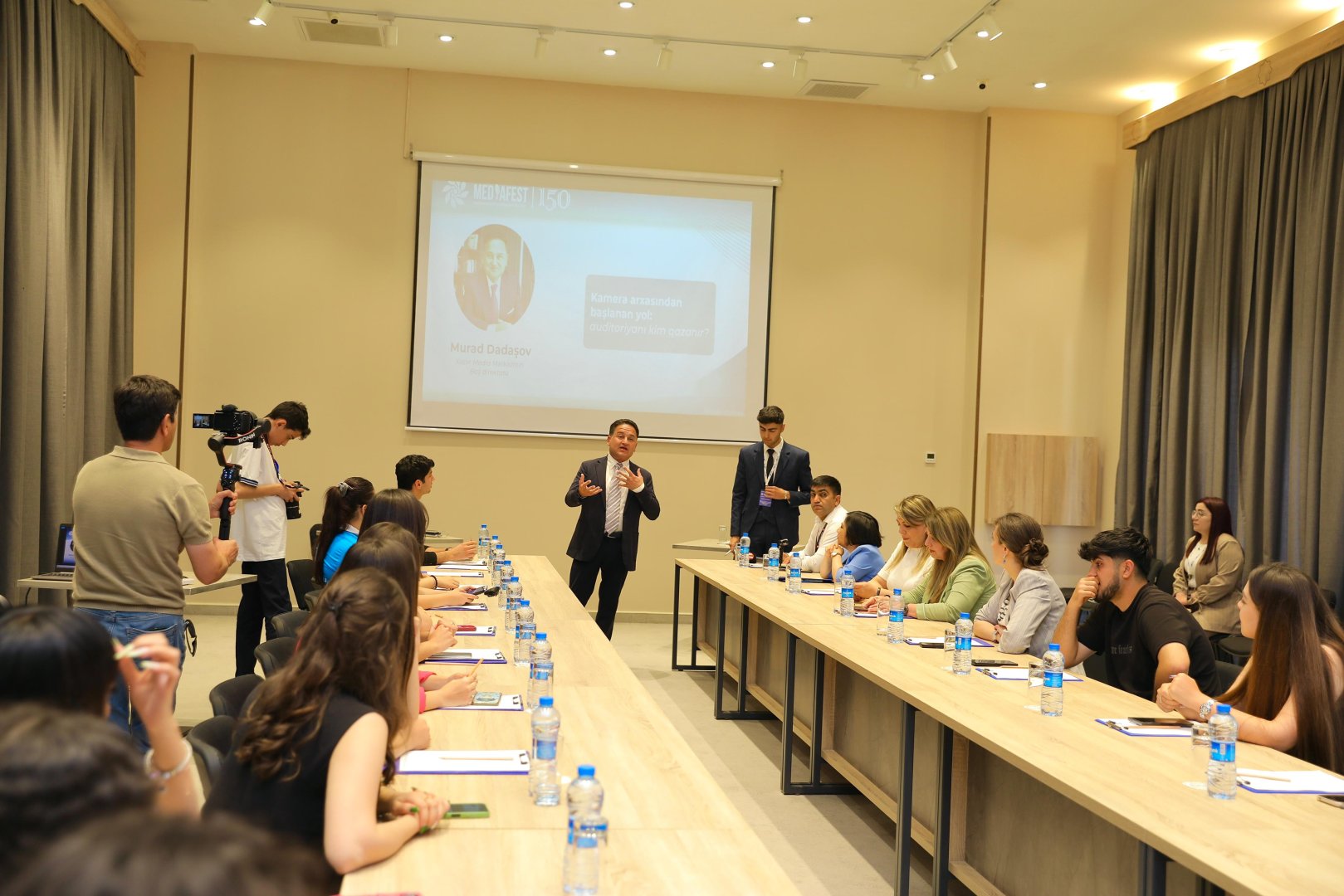 Mirşahin Ağayev və Murad Dadaşov Naxçıvanda gənc jurnalistlərlə görüşüblər (FOTO)