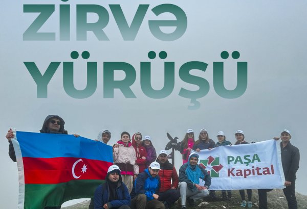 PAŞA Kapital əməkdaşları Müstəqillik Gününə özəl “Xarıbülbül zirvəsi”nə yürüş etdi