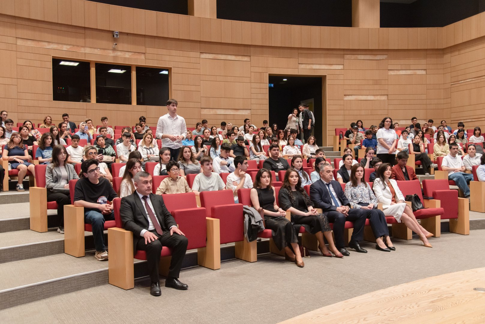 ADA Universitetində VII İngilis Dili Olimpiadasının qalibləri mükafatlandırılıblar (FOTO)