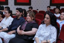 Naxçıvanda “MEDİAFEST-2025” çərçivəsində media tədqiqatçıları tələbələrlə görüşüb (FOTO)
