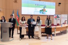 ADA Universitetində VII İngilis Dili Olimpiadasının qalibləri mükafatlandırılıblar (FOTO)