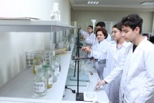 Modern tədris sistemləri və qlobal inteqrasiya konteksində AzMİU – 50 ildə formalaşan təcrübə (FOTO)