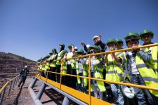 “AzerGold” QSC-nin əməkdaşlarının övladları üçün qızıl mədəninə ekskursiya təşkil edilib (FOTO)