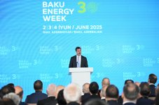 Prezident İlham Əliyev 30-cu “Caspian Oil and Gas”, 13-cü “Caspian Power” və 30-cu “Baku Energy Forum”un rəsmi açılış mərasimində çıxış edib (YENİLƏNİB-4) (FOTO/VİDEO)