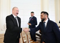 Prezident İlham Əliyev minifutbol üzrə dünya çempionatının qalibi olan Azərbaycan milli komandasının üzvlərini qəbul edib (FOTO/VİDEO) (YENİLƏNİB)