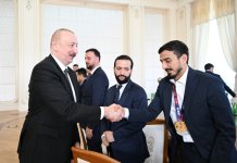 Prezident İlham Əliyev minifutbol üzrə dünya çempionatının qalibi olan Azərbaycan milli komandasının üzvlərini qəbul edib (FOTO/VİDEO) (YENİLƏNİB)