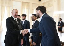 Prezident İlham Əliyev minifutbol üzrə dünya çempionatının qalibi olan Azərbaycan milli komandasının üzvlərini qəbul edib (FOTO/VİDEO) (YENİLƏNİB)
