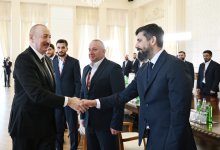 Prezident İlham Əliyev minifutbol üzrə dünya çempionatının qalibi olan Azərbaycan milli komandasının üzvlərini qəbul edib (FOTO/VİDEO) (YENİLƏNİB)