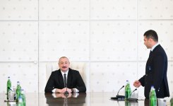 Prezident İlham Əliyev minifutbol üzrə dünya çempionatının qalibi olan Azərbaycan milli komandasının üzvlərini qəbul edib (FOTO/VİDEO) (YENİLƏNİB)