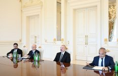Prezident İlham Əliyev “ExxonMobil” şirkətinin vitse-prezidentini qəbul edib (FOTO/VİDEO) (YENİLƏNİB)