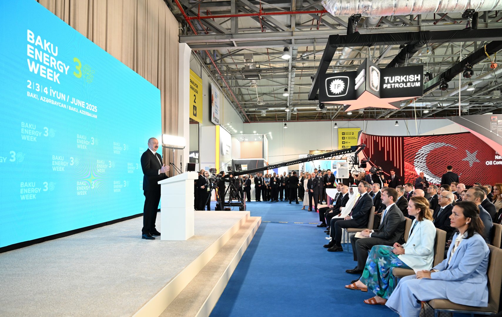 Prezident İlham Əliyev 30-cu “Caspian Oil and Gas”, 13-cü “Caspian Power” və 30-cu “Baku Energy Forum”un rəsmi açılış mərasimində çıxış edib (YENİLƏNİB-4) (FOTO/VİDEO)