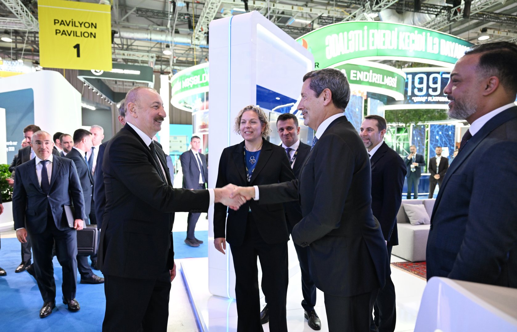 Prezident İlham Əliyev 30-cu “Caspian Oil and Gas”, 13-cü “Caspian Power” və 30-cu “Baku Energy Forum”un rəsmi açılış mərasimində çıxış edib (YENİLƏNİB-4) (FOTO/VİDEO)