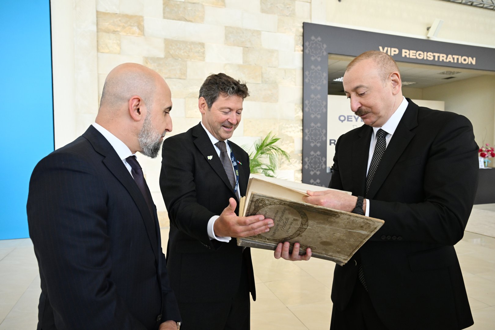 Prezident İlham Əliyev 30-cu “Caspian Oil and Gas”, 13-cü “Caspian Power” və 30-cu “Baku Energy Forum”un rəsmi açılış mərasimində çıxış edib (YENİLƏNİB-4) (FOTO/VİDEO)