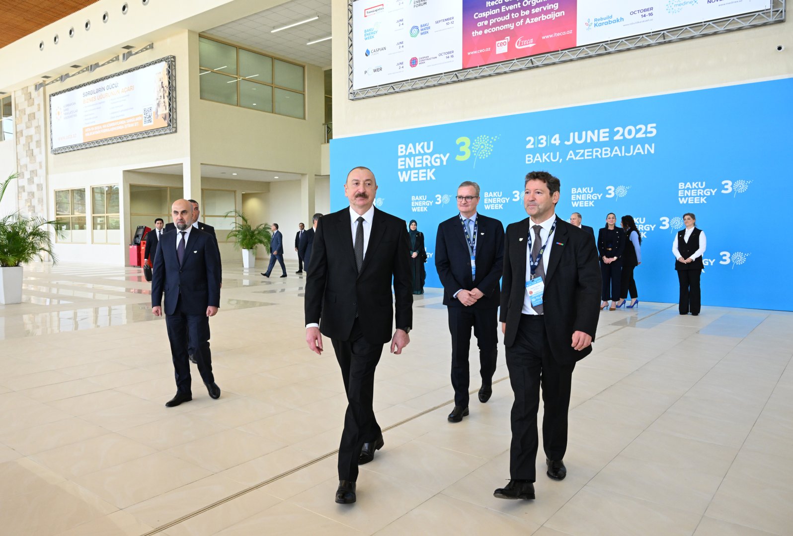 Prezident İlham Əliyev 30-cu “Caspian Oil and Gas”, 13-cü “Caspian Power” və 30-cu “Baku Energy Forum”un rəsmi açılış mərasimində çıxış edib (YENİLƏNİB-4) (FOTO/VİDEO)