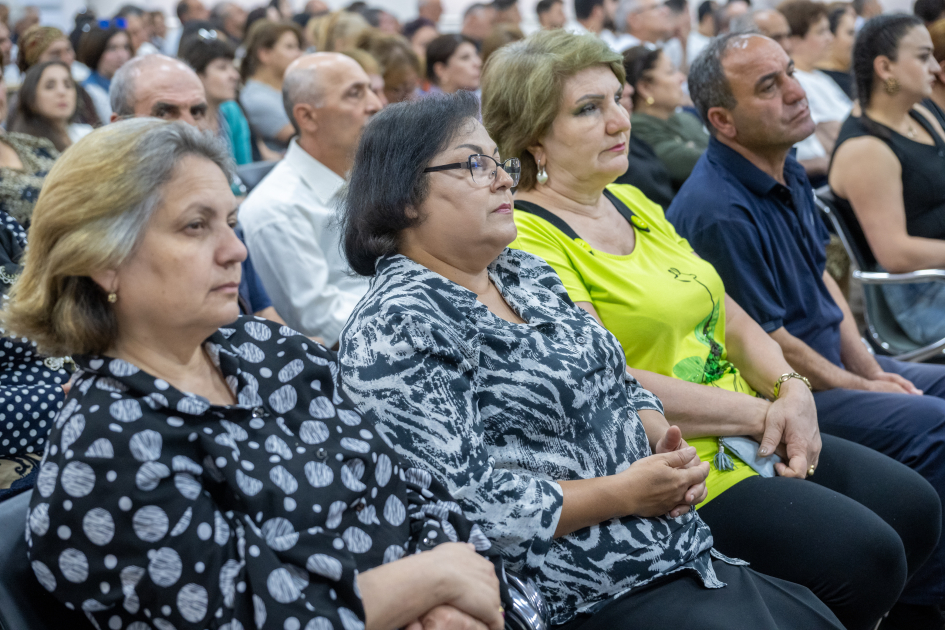 Vətən müharibəsində Ermənistan silahlı qüvvələrinin Azərbaycanın mülki infrastrukturuna ziyan vurması ilə bağlı sənədlər məhkəmədə tədqiq olunub (FOTO)