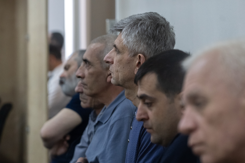 Vətən müharibəsində Ermənistan silahlı qüvvələrinin Azərbaycanın mülki infrastrukturuna ziyan vurması ilə bağlı sənədlər məhkəmədə tədqiq olunub (FOTO)