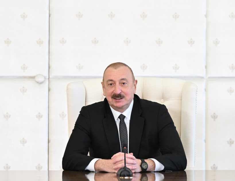 Prezident İlham Əliyev minifutbol üzrə dünya çempionatının qalibi olan Azərbaycan milli komandasının üzvlərini qəbul edib (FOTO) (YENİLƏNİB)
