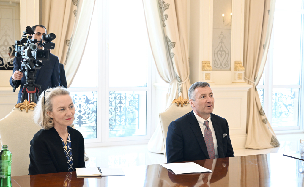 Prezident İlham Əliyev “ExxonMobil” şirkətinin vitse-prezidentini qəbul edib (FOTO/VİDEO) (YENİLƏNİB)