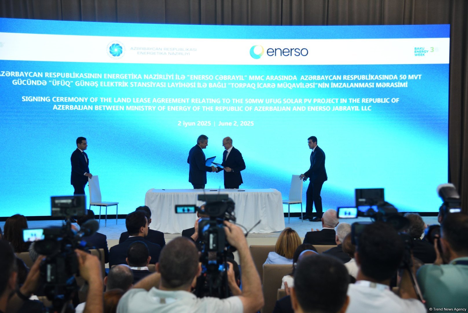 Azərbaycanın Energetika nazirliyi günəş enerjisi üzrə bir sıra sazişlər bağlayıb