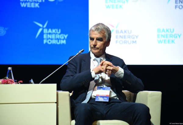 “TotalEnergies” Azərbaycandakı layihələrində tullantıların və kapital xərclərin azaldılmasına xüsusi diqqət ayırır