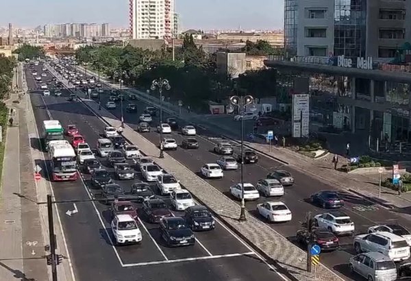 Sürücülərin NƏZƏRİNƏ: Bakıda bu yollarda sıxlıq var - SİYAHI (FOTO)